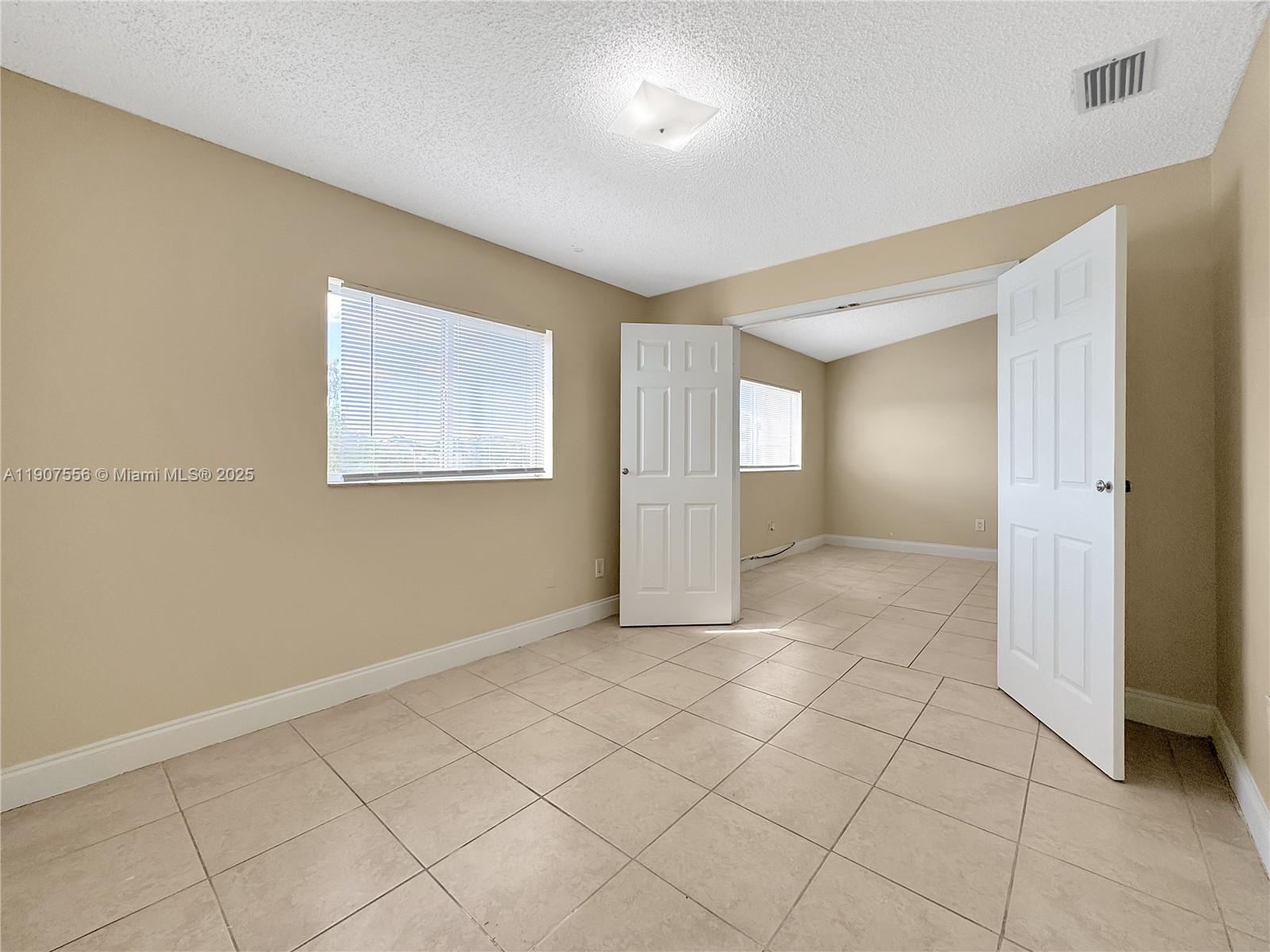 LAKEWOOD AT EMERALD HILLS - Residential Lease