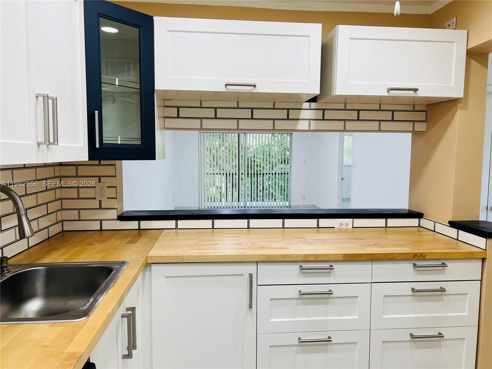 VERSAILLES GARDENS CONDO - Residential