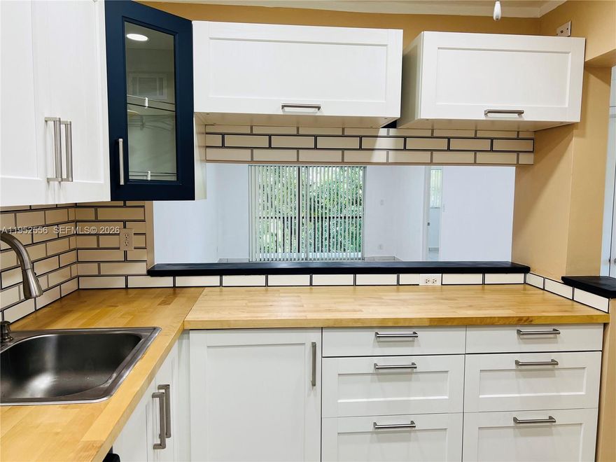 Well-maintained 2 Beds, 2 Baths Condo in Tamarac, kept in Excellent Condition.
This home offers a Clean, Comfortable Layout and has been carefully maintained throughout. Located in a pleasant community close to A+ Schools, and everyday Conveniences. A Great Opportunity for Buyers seeking a move-in-ready condo in a desirable Tamarac location, or Investors.
Unit Rented until April 1St/2026. Welcome Agents