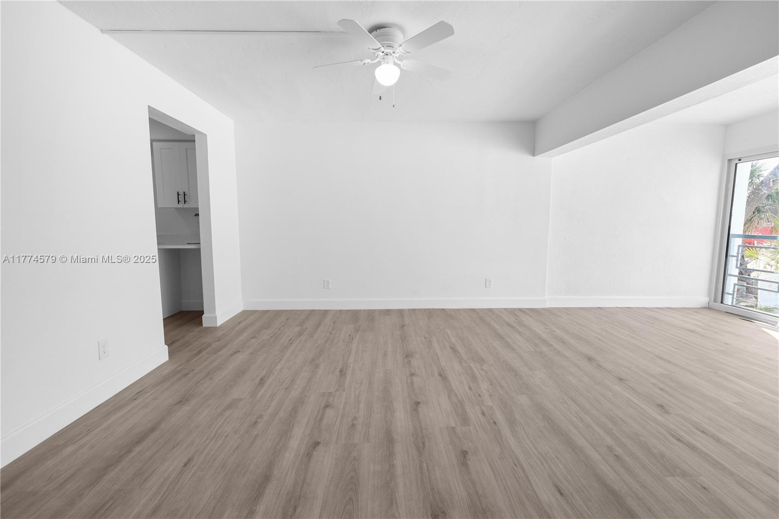 PRIVATEER - Residential