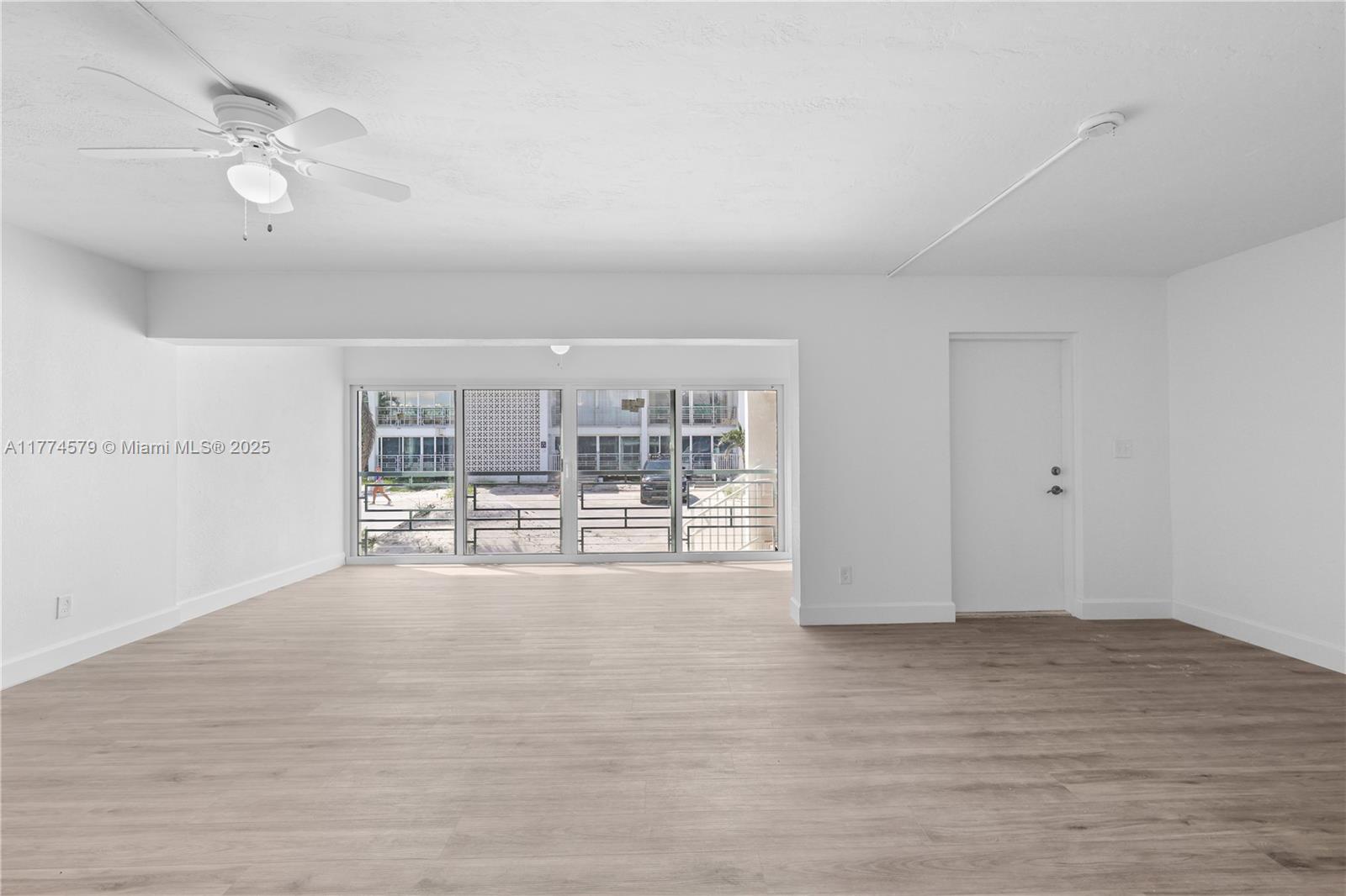 PRIVATEER - Residential