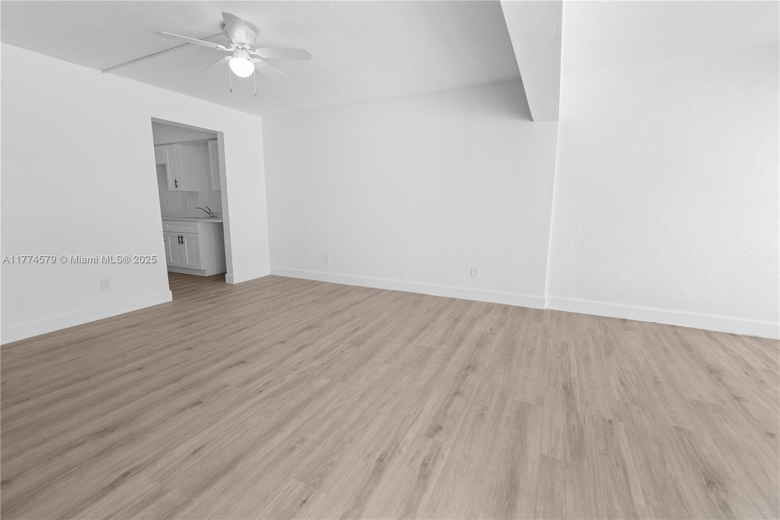 PRIVATEER - Residential