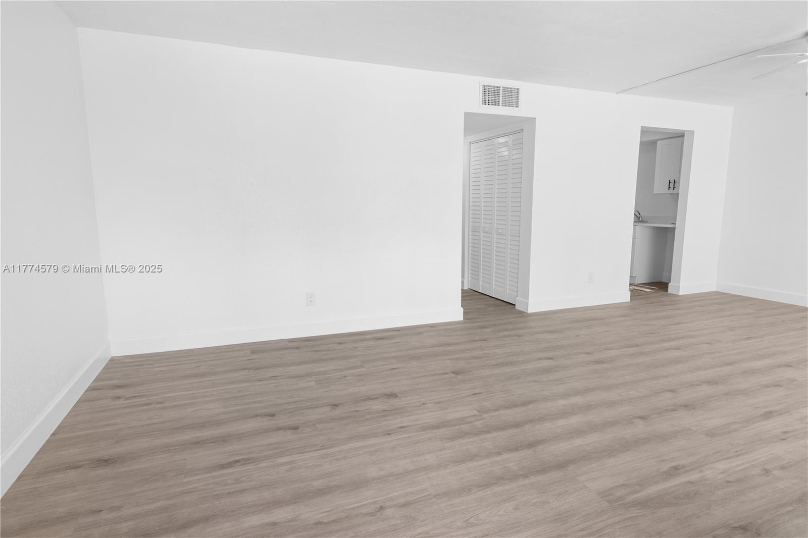 PRIVATEER - Residential