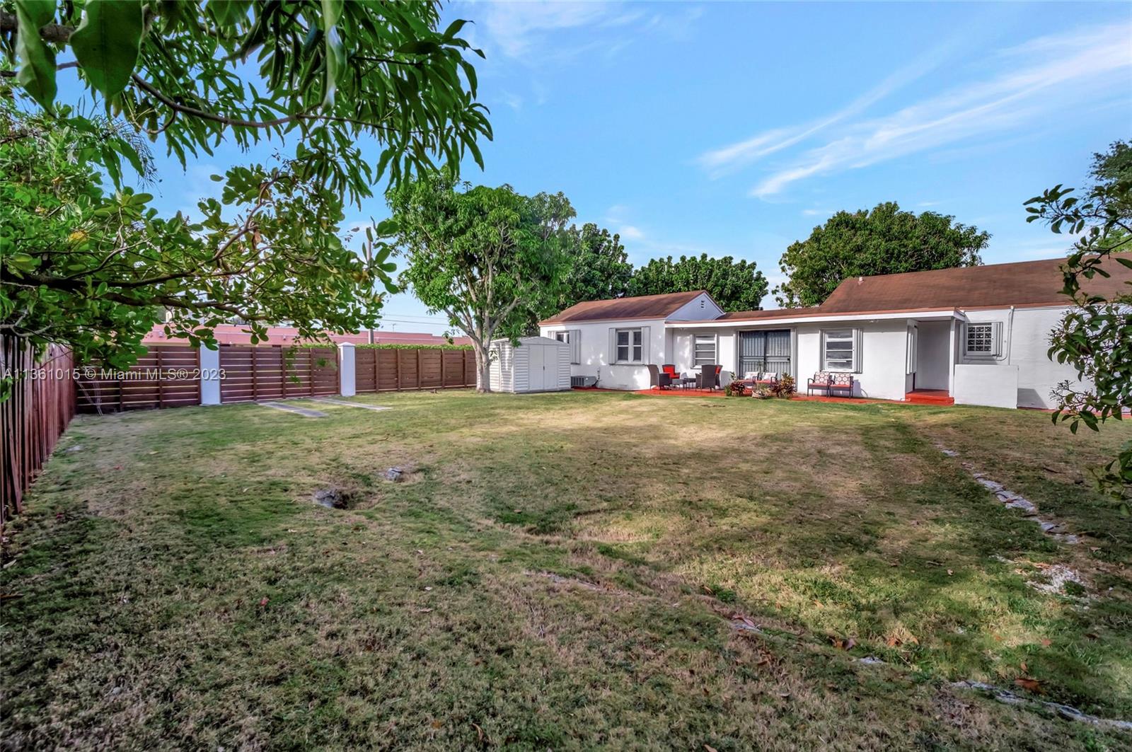 AUBURNDALE - Residential