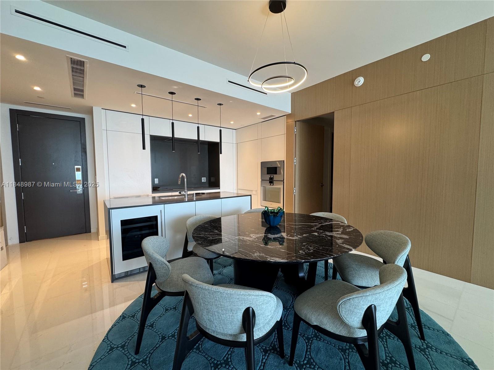 300 Biscayne Boulevard Way 4705W