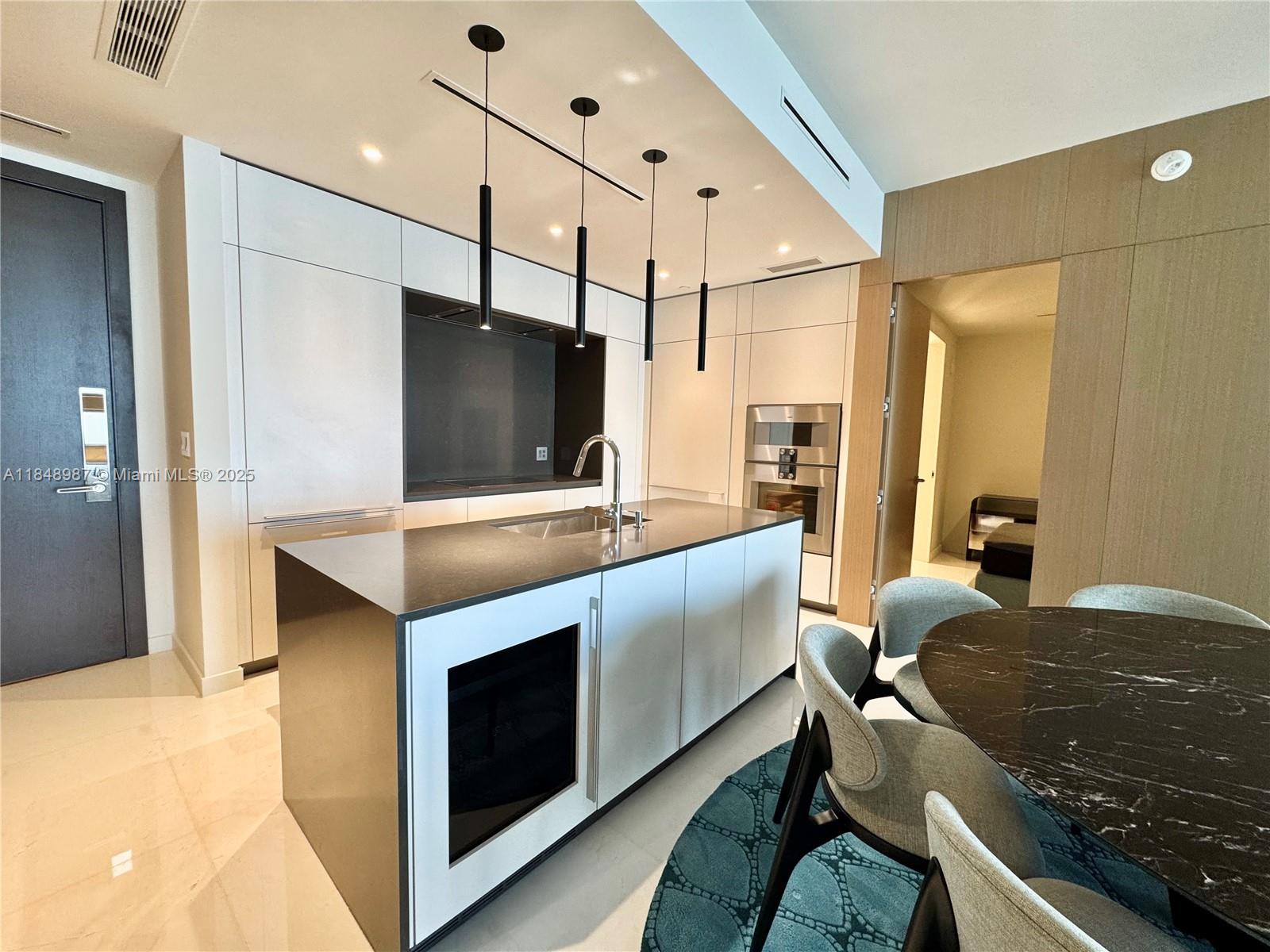 300 Biscayne Boulevard Way 4705W