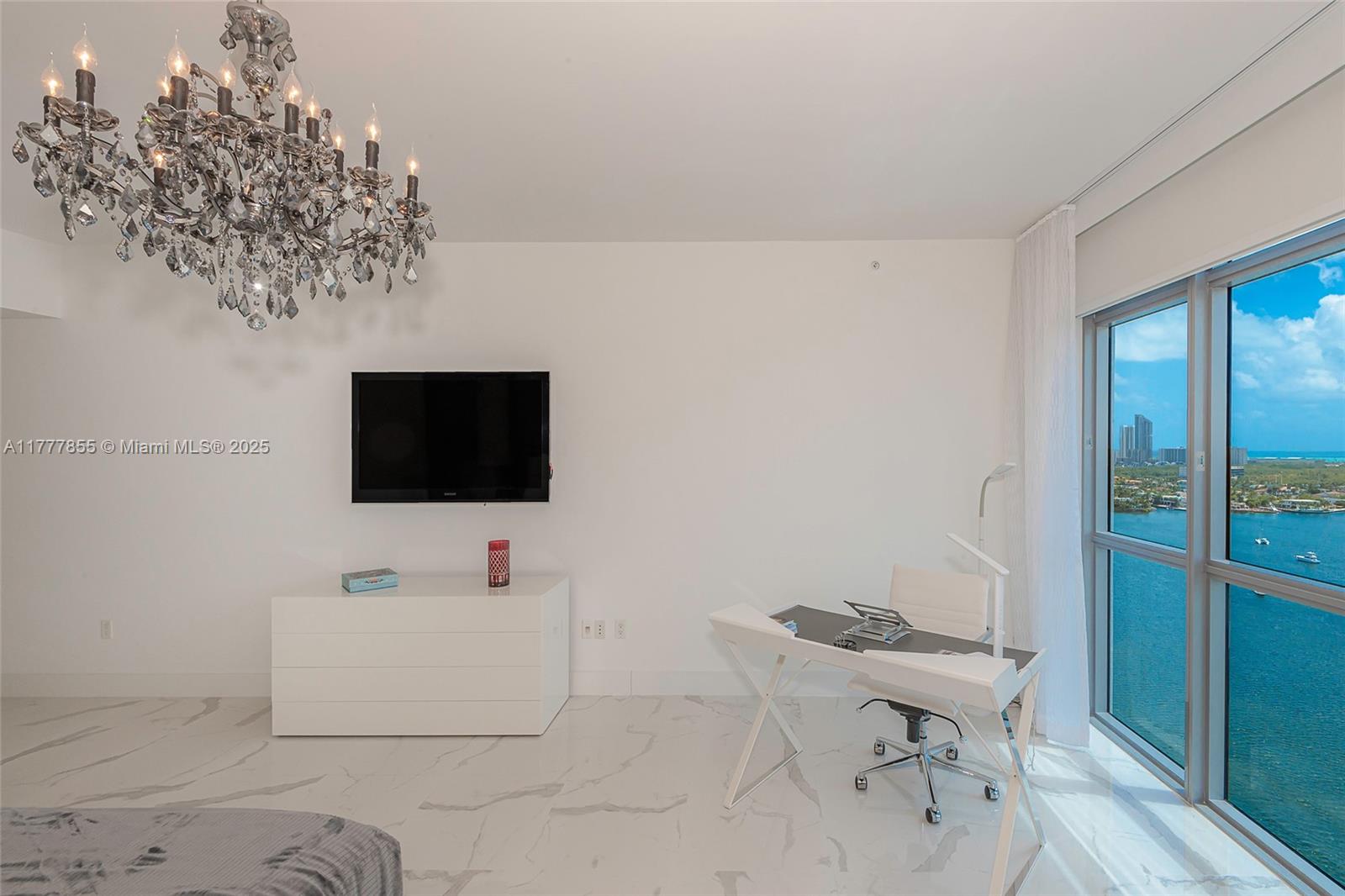 MARINA PALMS RESIDENCES N - Residential