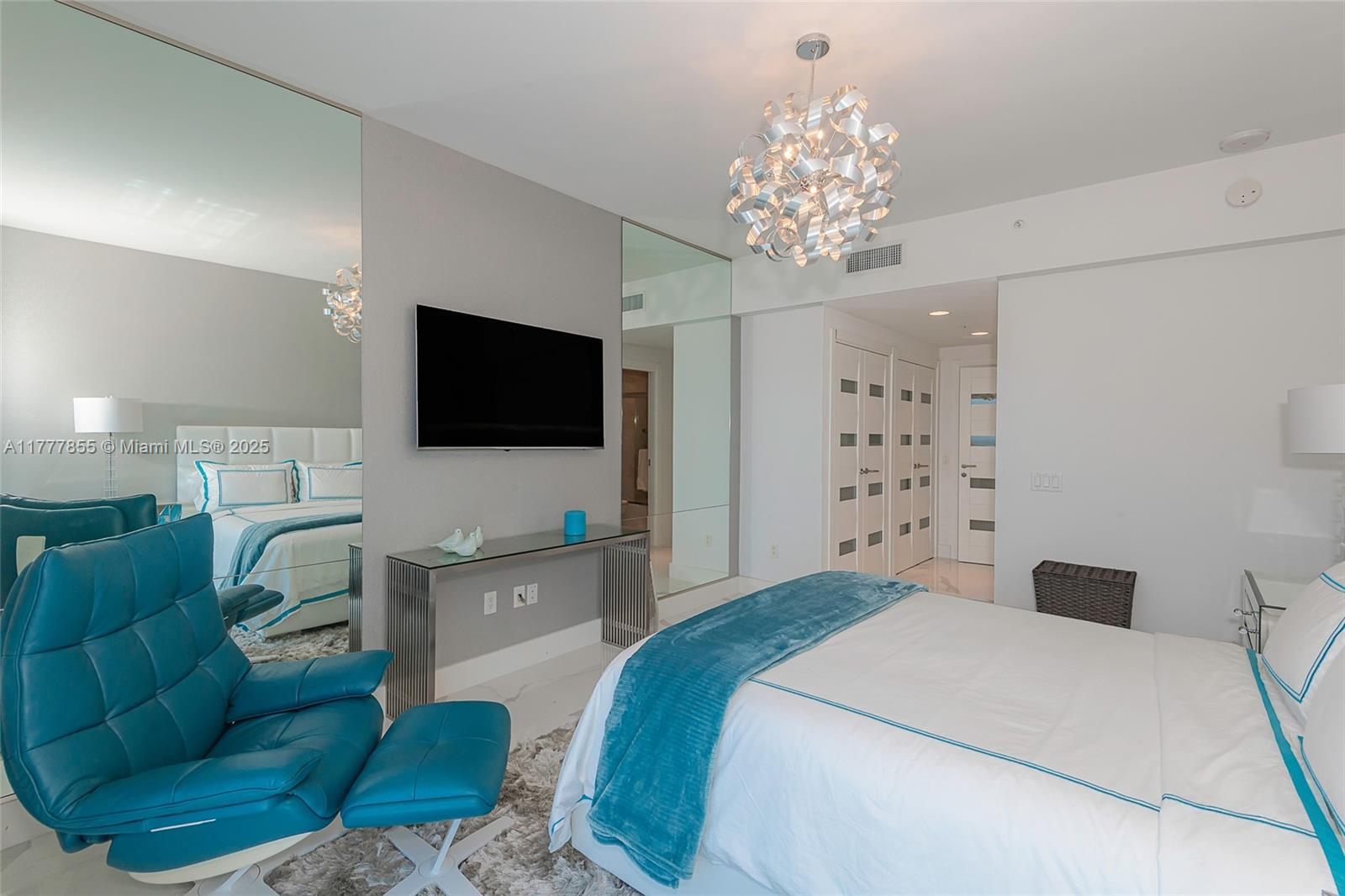 MARINA PALMS RESIDENCES N - Residential