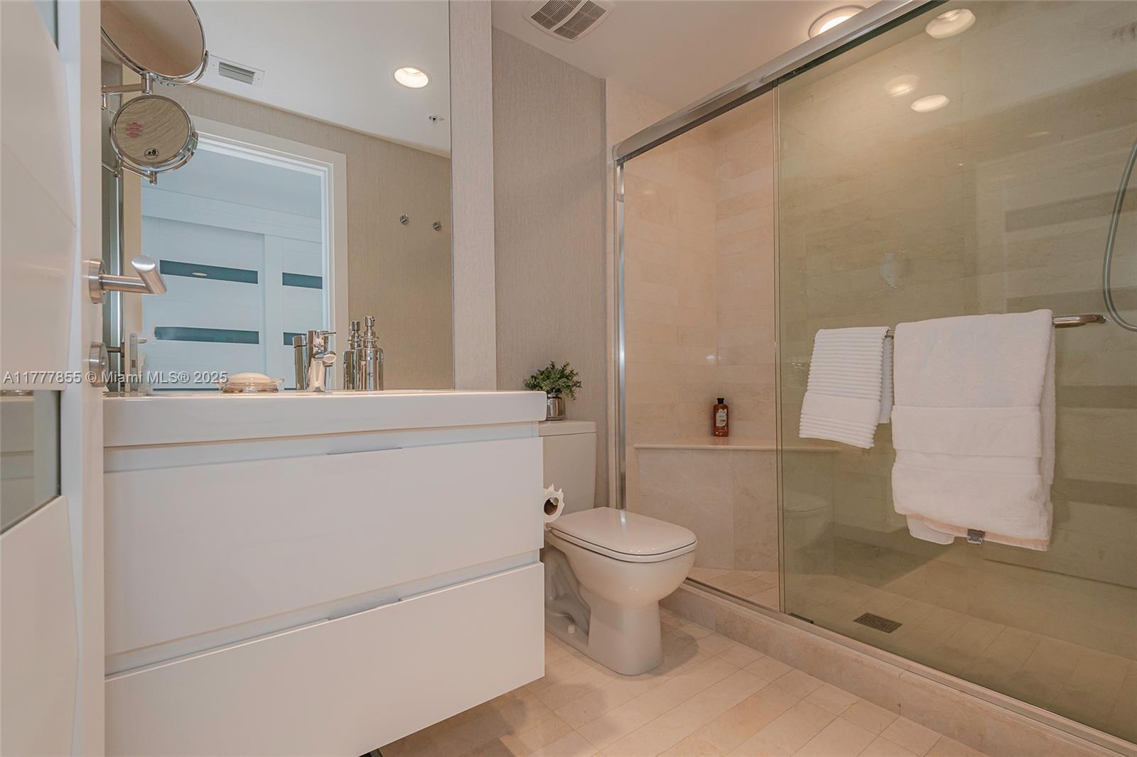 MARINA PALMS RESIDENCES N - Residential