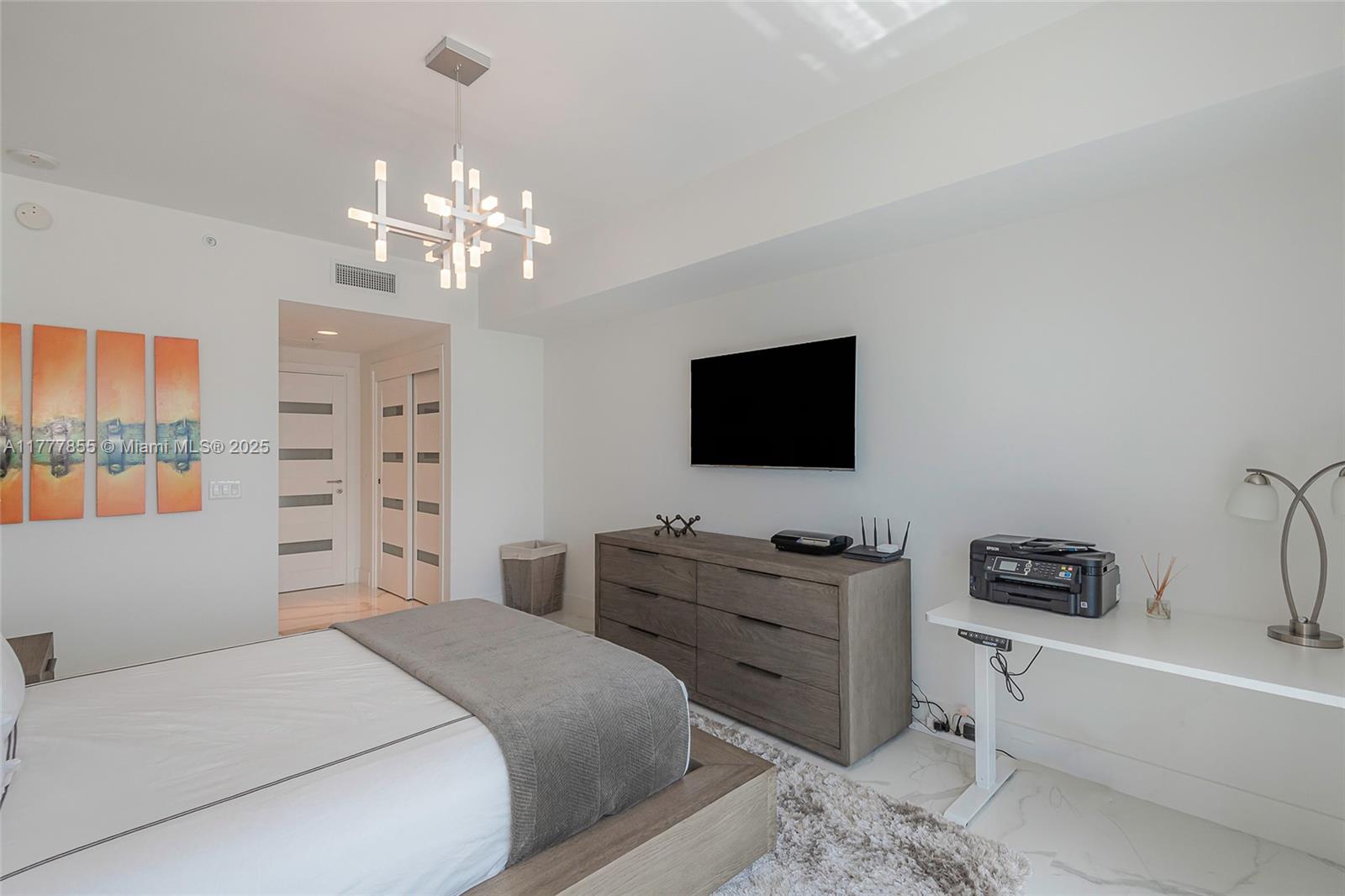 MARINA PALMS RESIDENCES N - Residential