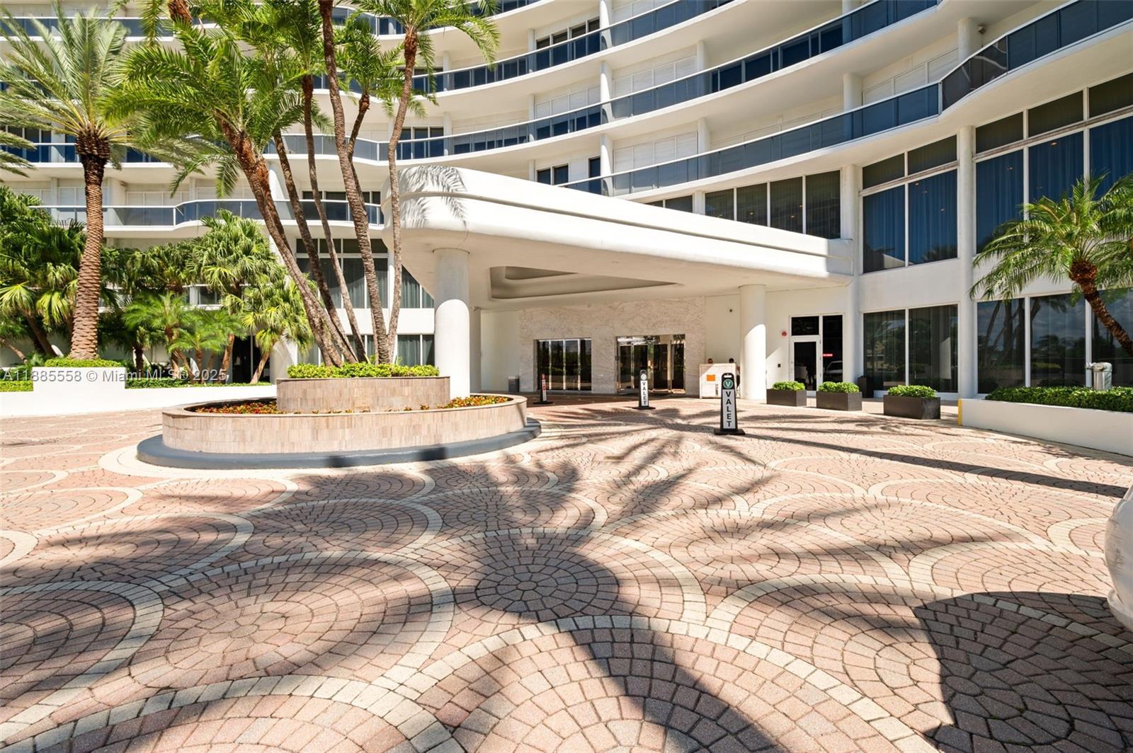 MAJESTIC TOWER - Residential Lease