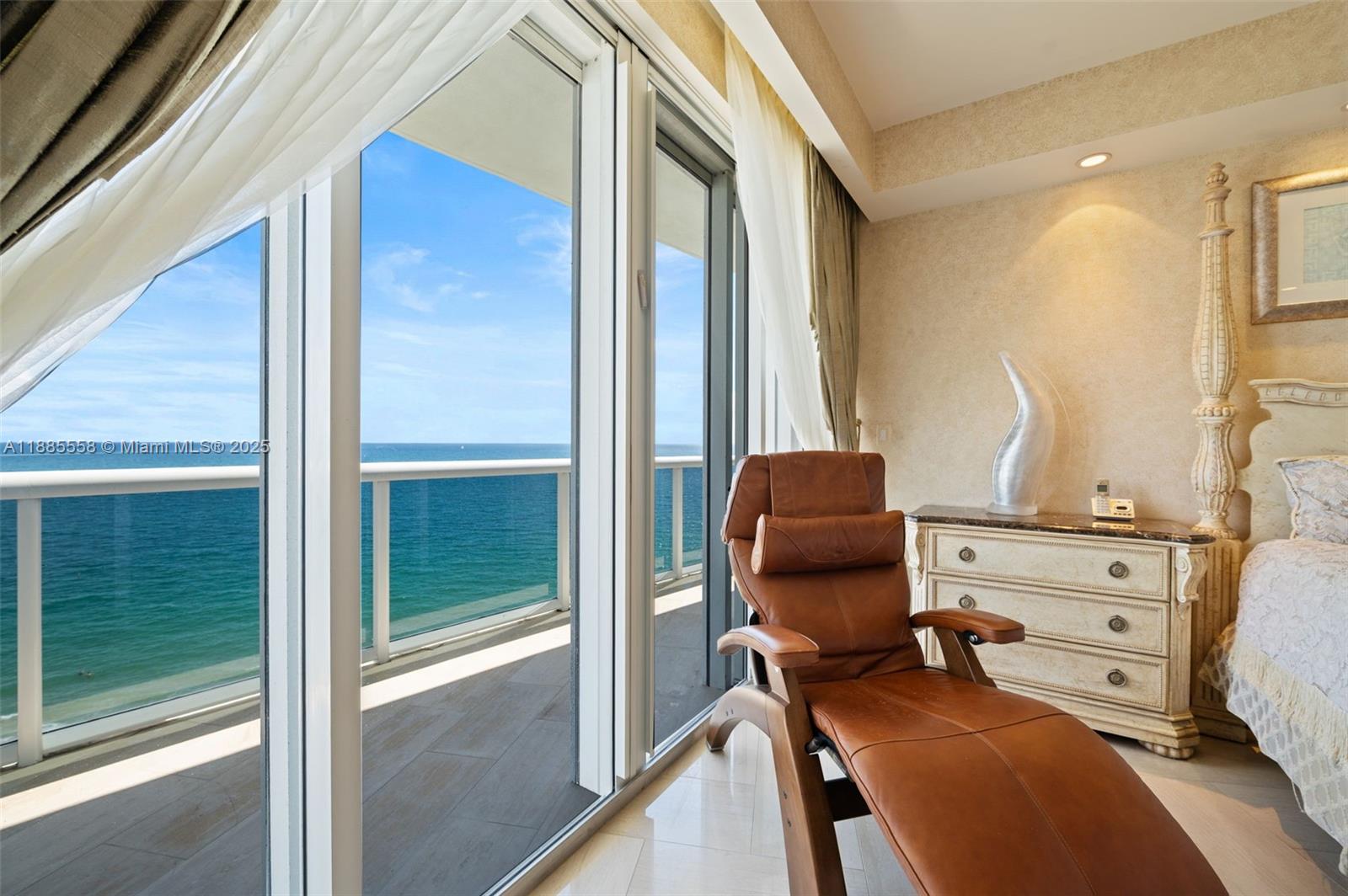 MAJESTIC TOWER - Residential Lease