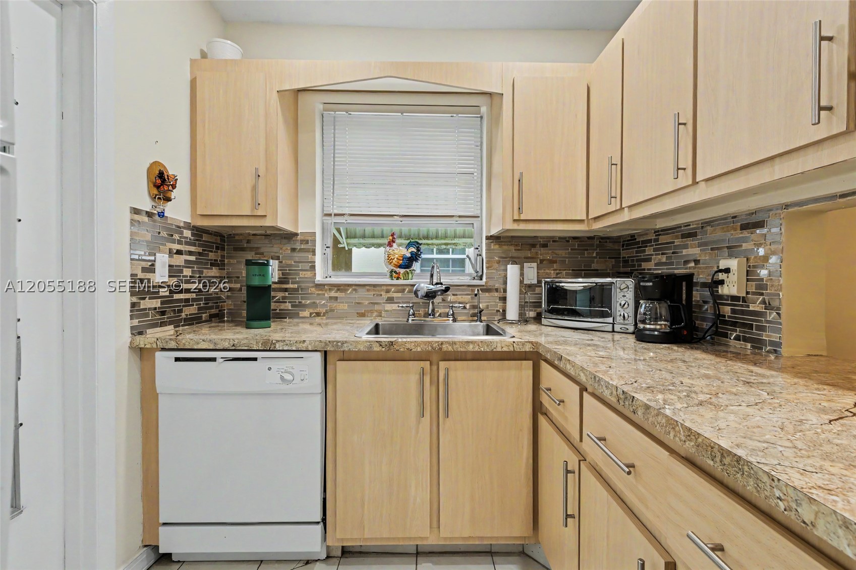1401 N 12th Ct 3B