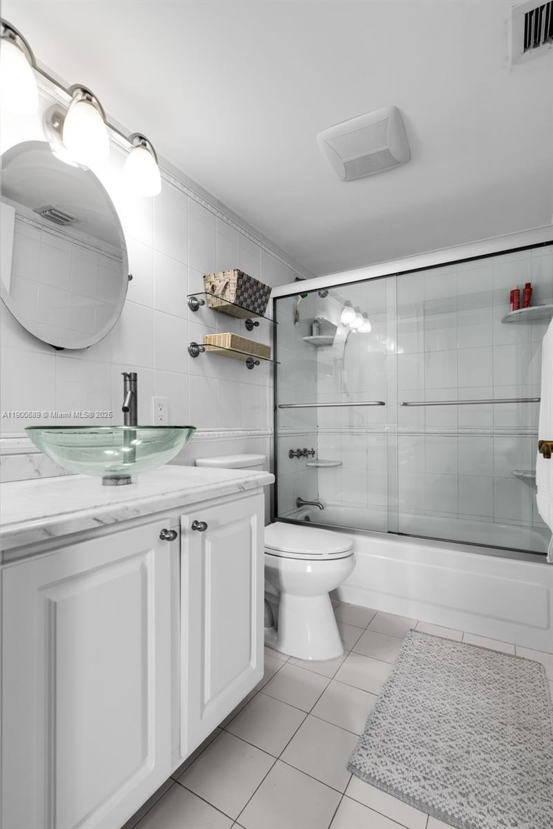 BRICKELL KEY II CONDO - Residential
