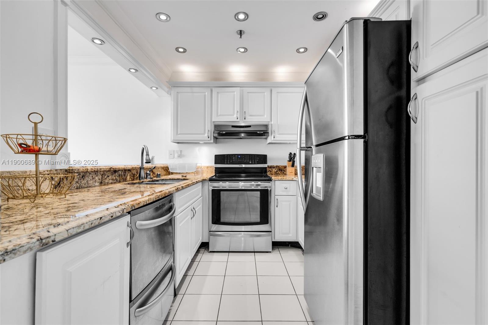 BRICKELL KEY II CONDO - Residential