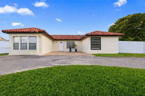 5730 NW 199th St Hialeah FL 33015