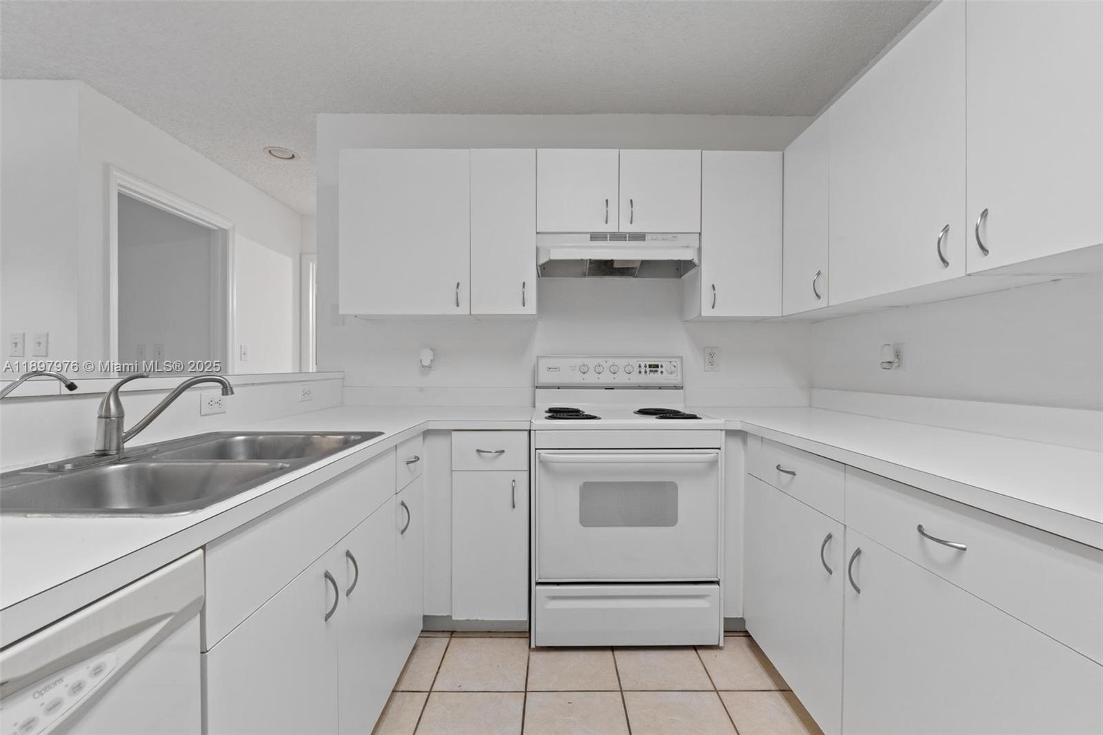 TARA II CONDO - Residential