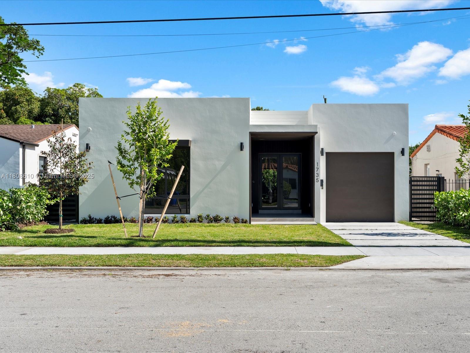 1735 SW 24th Ter