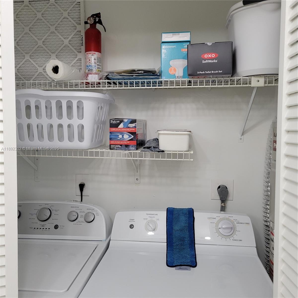 EL VIENTO AT BOCA POINTE - Residential Lease