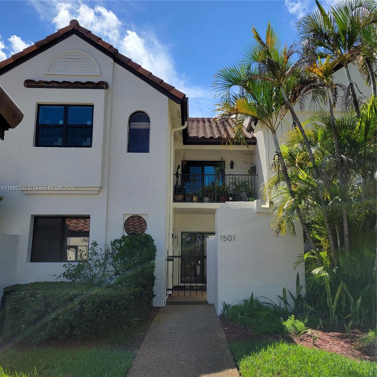 EL VIENTO AT BOCA POINTE - Residential Lease