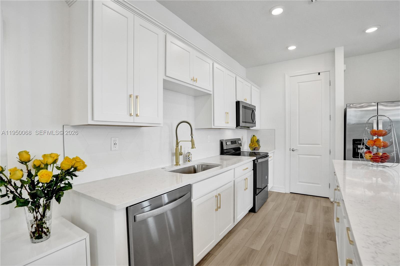 AMERICAN EXPRESS TRACT - Residential