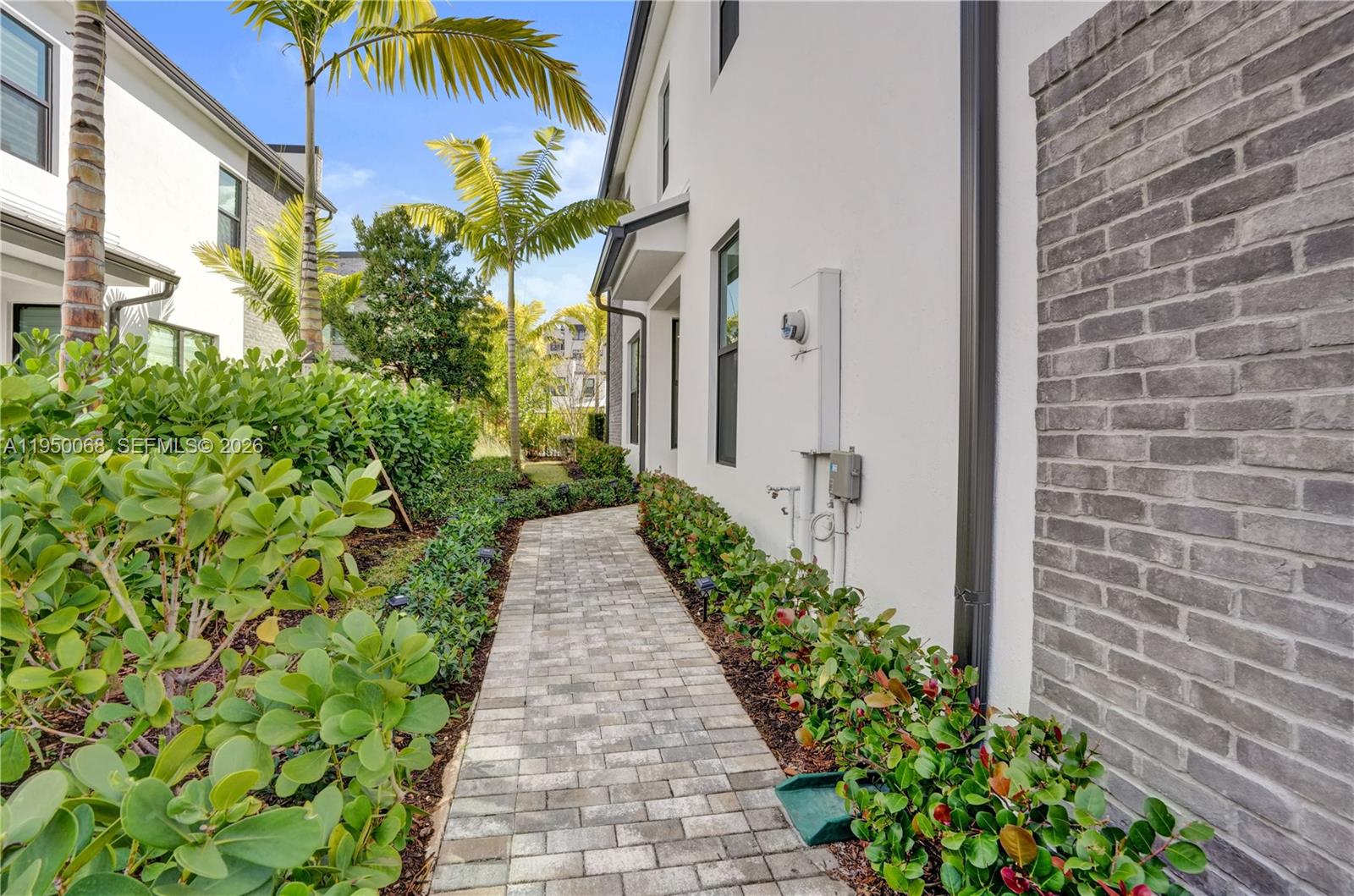 AMERICAN EXPRESS TRACT - Residential