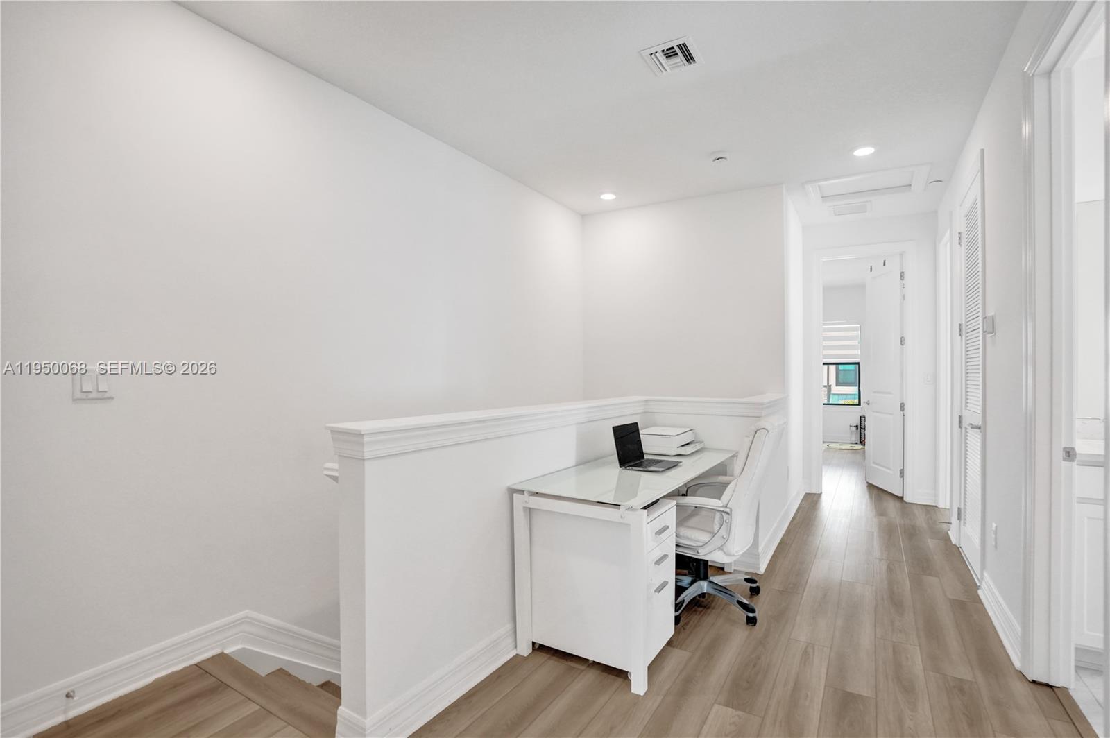 AMERICAN EXPRESS TRACT - Residential