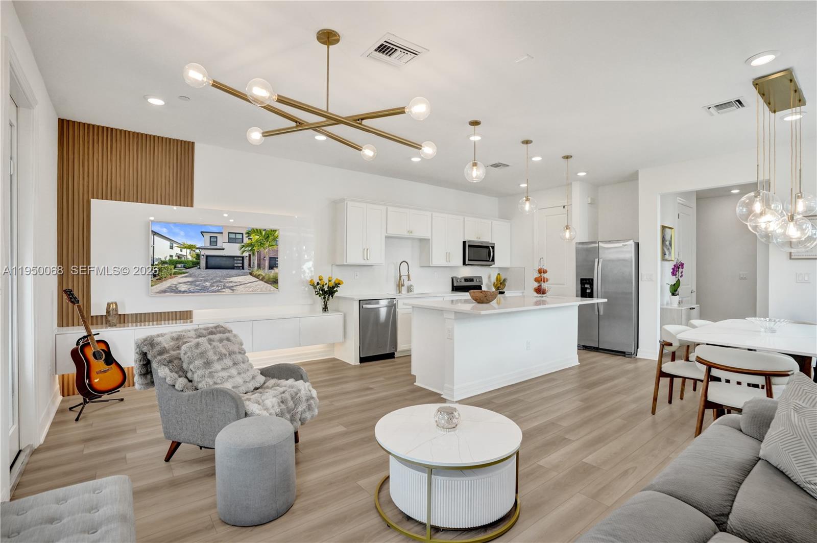 AMERICAN EXPRESS TRACT - Residential