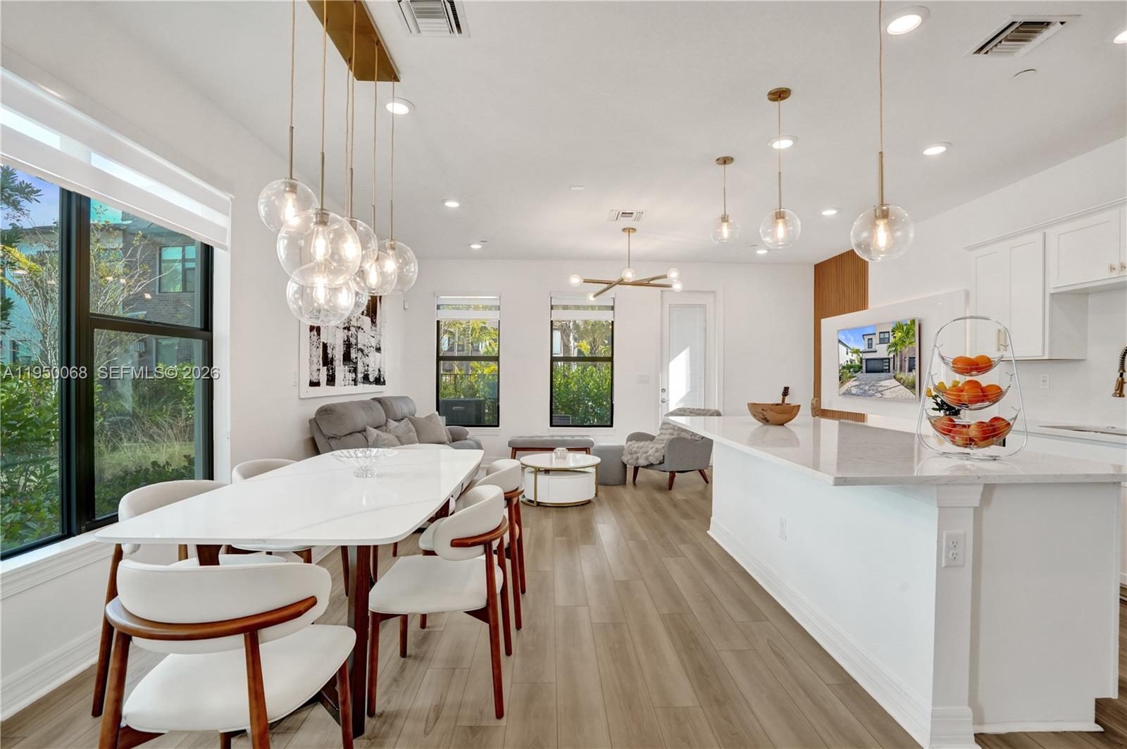 AMERICAN EXPRESS TRACT - Residential