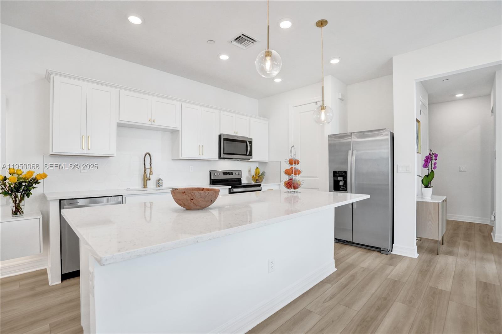 AMERICAN EXPRESS TRACT - Residential