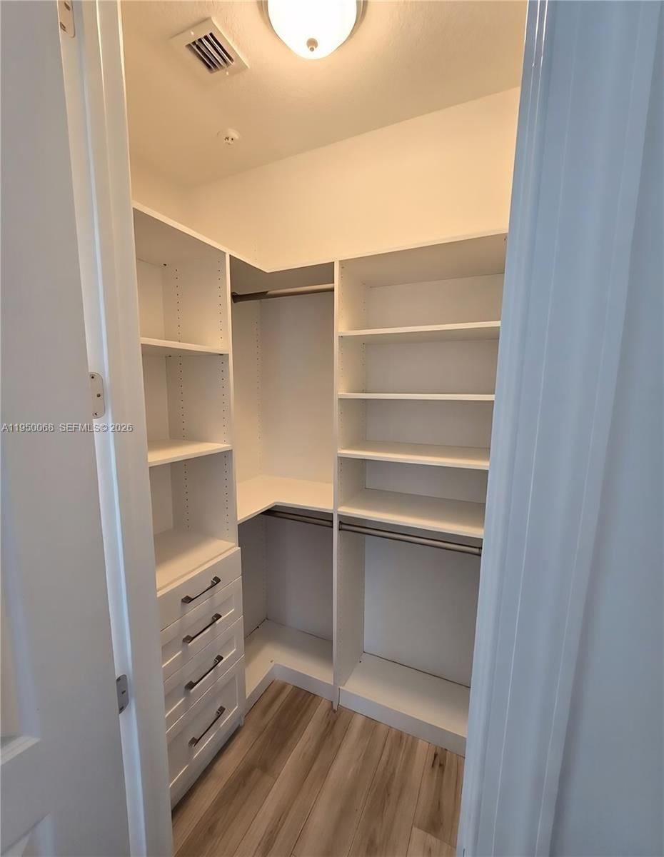 AMERICAN EXPRESS TRACT - Residential