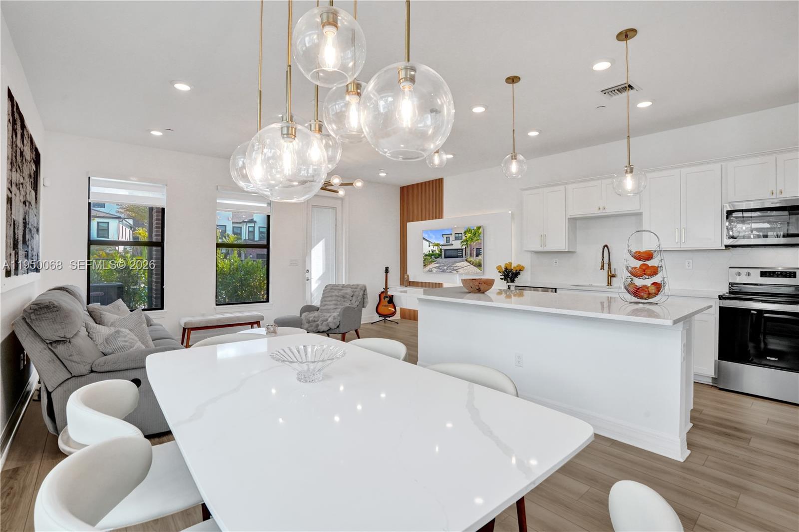 AMERICAN EXPRESS TRACT - Residential