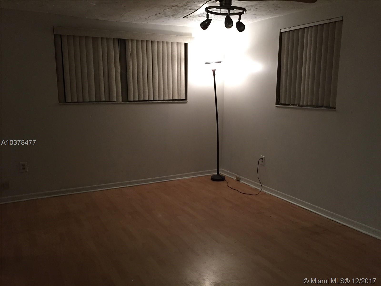 CAROL CITY 4TH ADDN - Residential