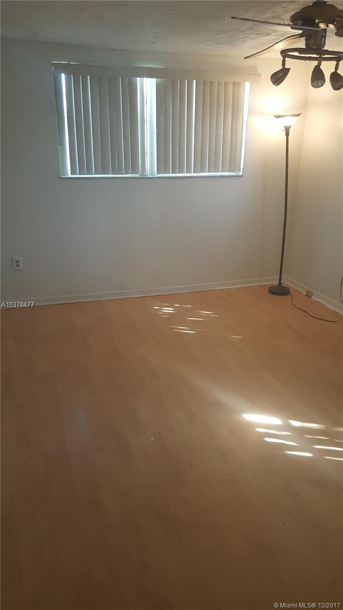 CAROL CITY 4TH ADDN - Residential