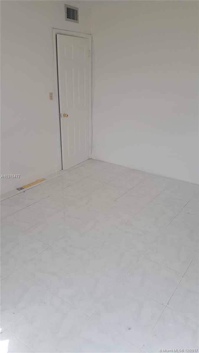 CAROL CITY 4TH ADDN - Residential