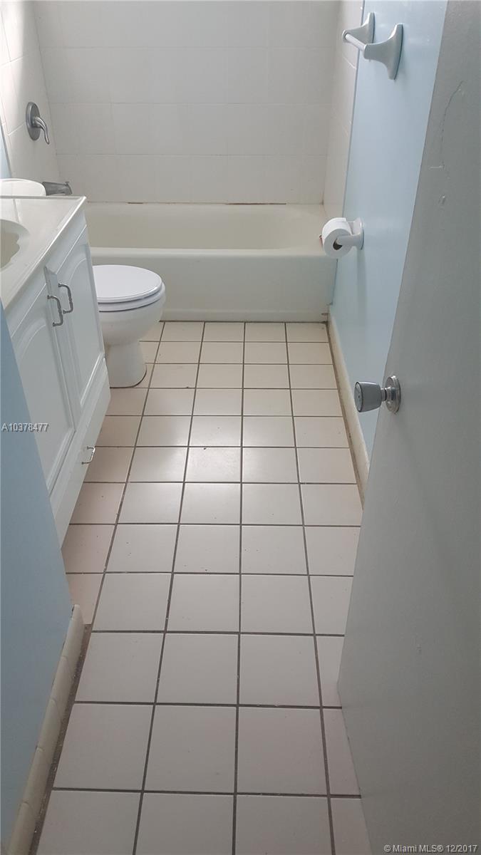 CAROL CITY 4TH ADDN - Residential