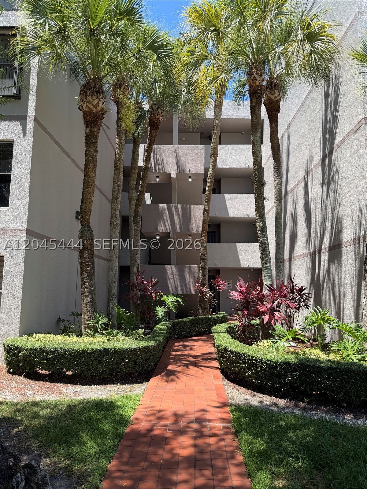 8820 SW 132nd Pl 405DS, Miami FL 33186