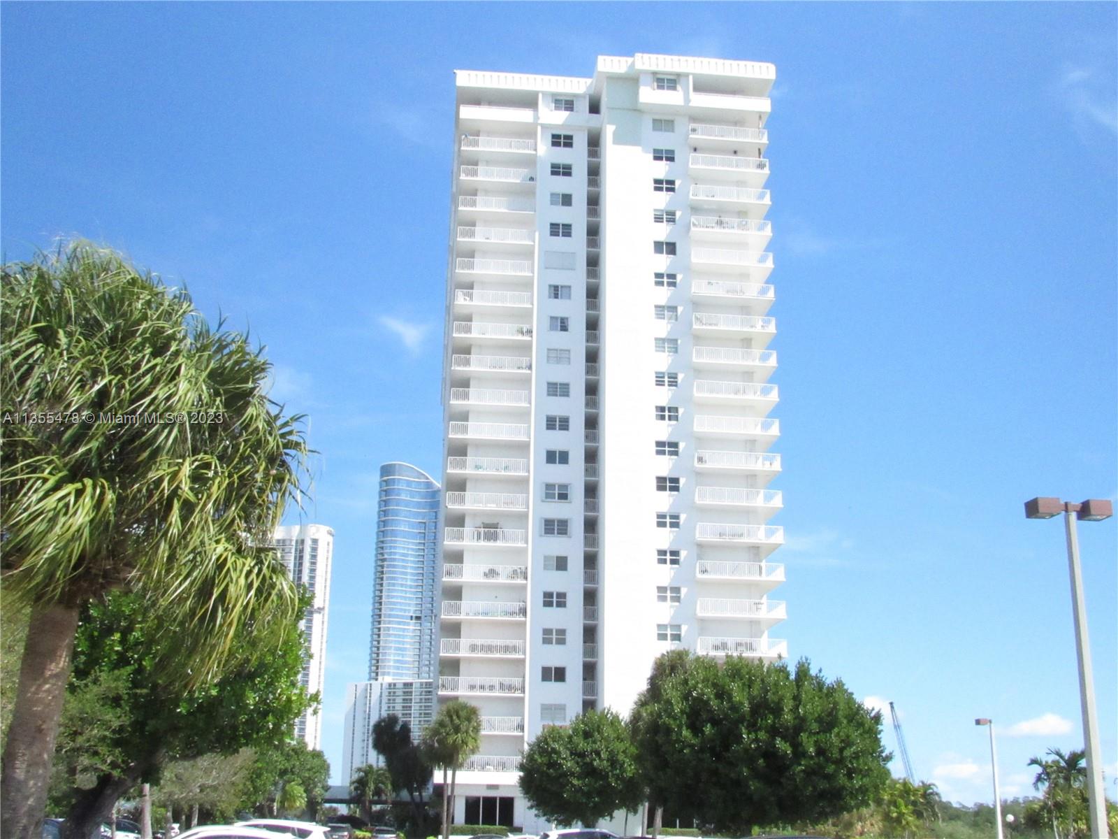 Reduce to a great price, Breathtaking view, the apartment is a corner unit with a wraparound balcony, stainless steel appliances, ready to make it a luxury living in this gated community which features, doorman. gym, billiard room, laundry facilities, sitting area to enjoy sunsets, pool, suna, and public convenient store, yoga studio, nail spa, (Arlen House Marina), so much more to list. Located in great Sunny Isles Across the street from the ocean. Near by multimillion condos this is a great purchase.