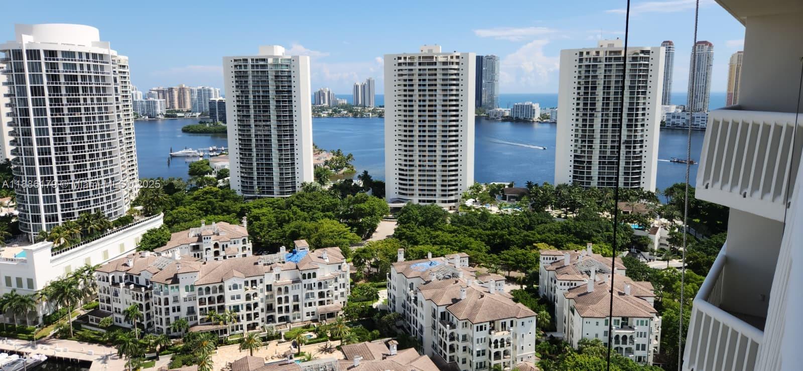 2000 ISL BLVD WILLIAMS IS - Residential Lease