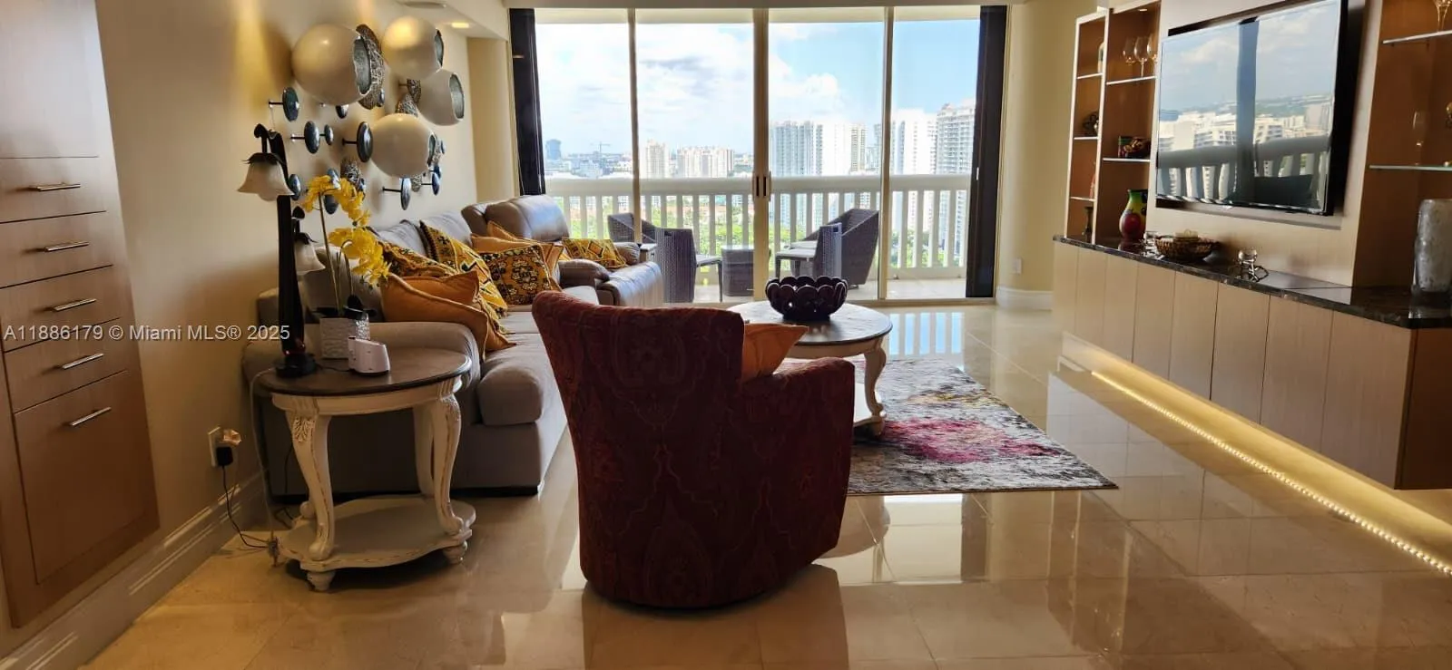 Aventura, Florida 33160, United States, 2 Bedrooms Bedrooms, ,2 BathroomsBathrooms,Residential,Active,218659