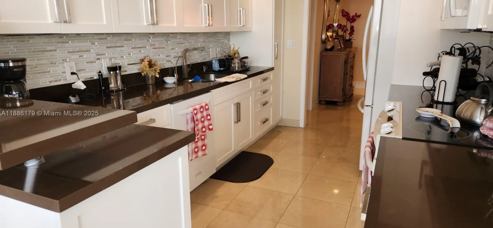 Aventura, Florida 33160, United States, 2 Bedrooms Bedrooms, ,2 BathroomsBathrooms,Residential,Active,218659