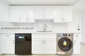 1800 NE 114th St 902