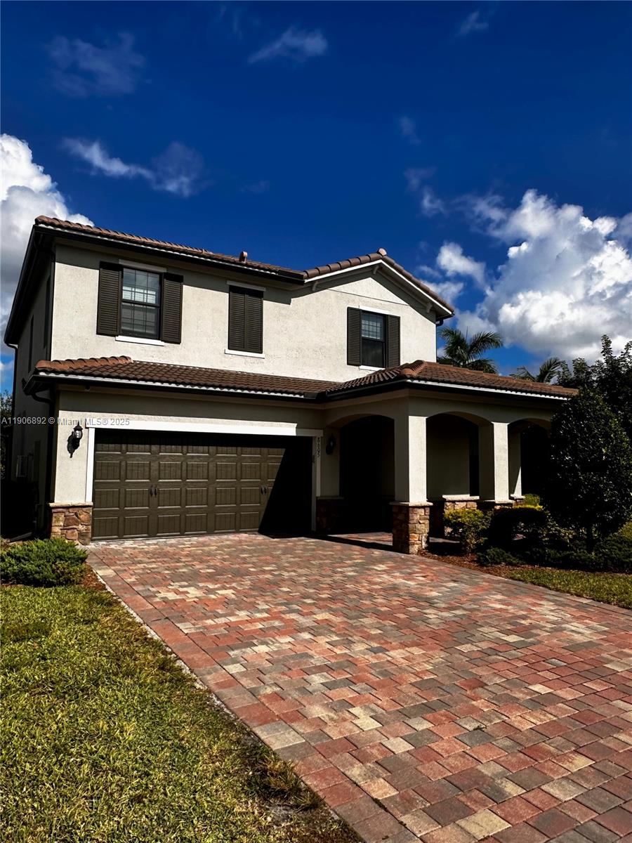 FIELDS AT GULFSTREAM POLO - Residential