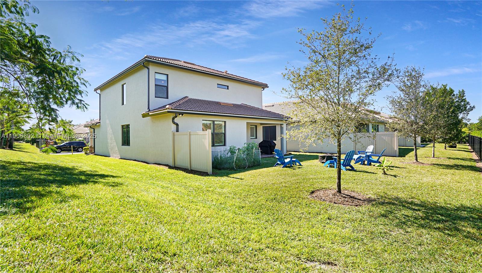 FIELDS AT GULFSTREAM POLO - Residential