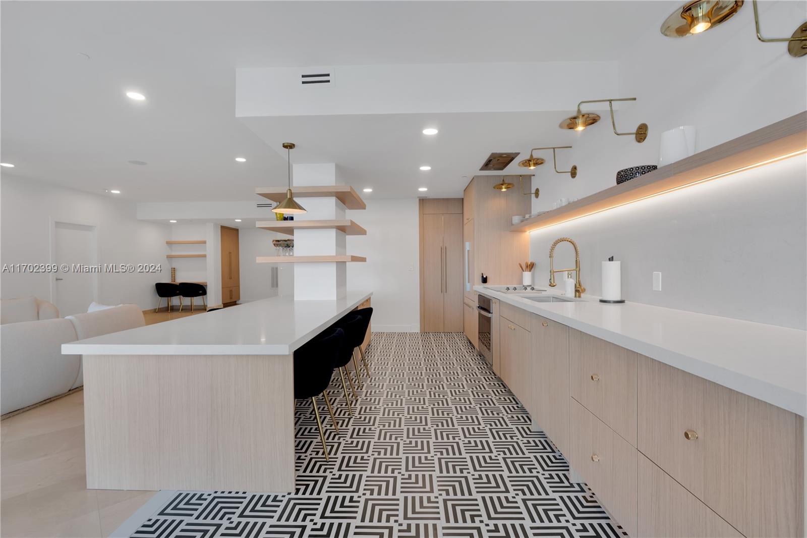 THE PALACE AT BAL HARBOUR - Residential