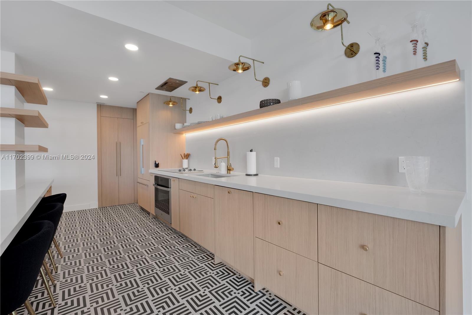 THE PALACE AT BAL HARBOUR - Residential