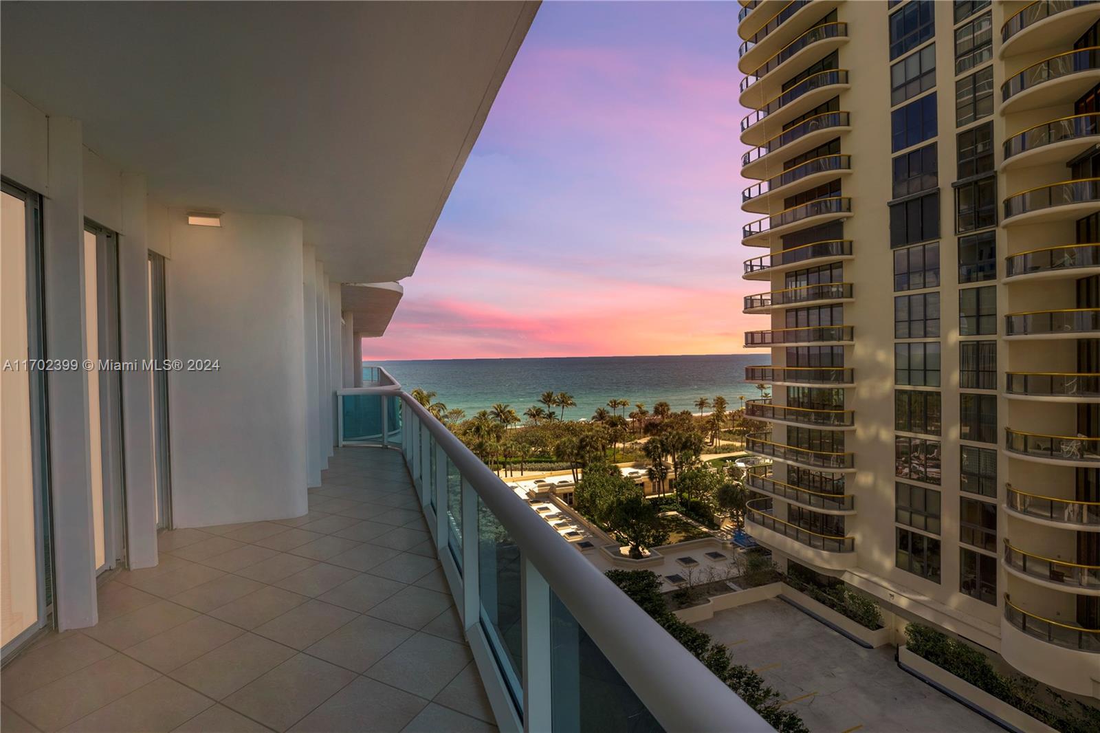 THE PALACE AT BAL HARBOUR - Residential