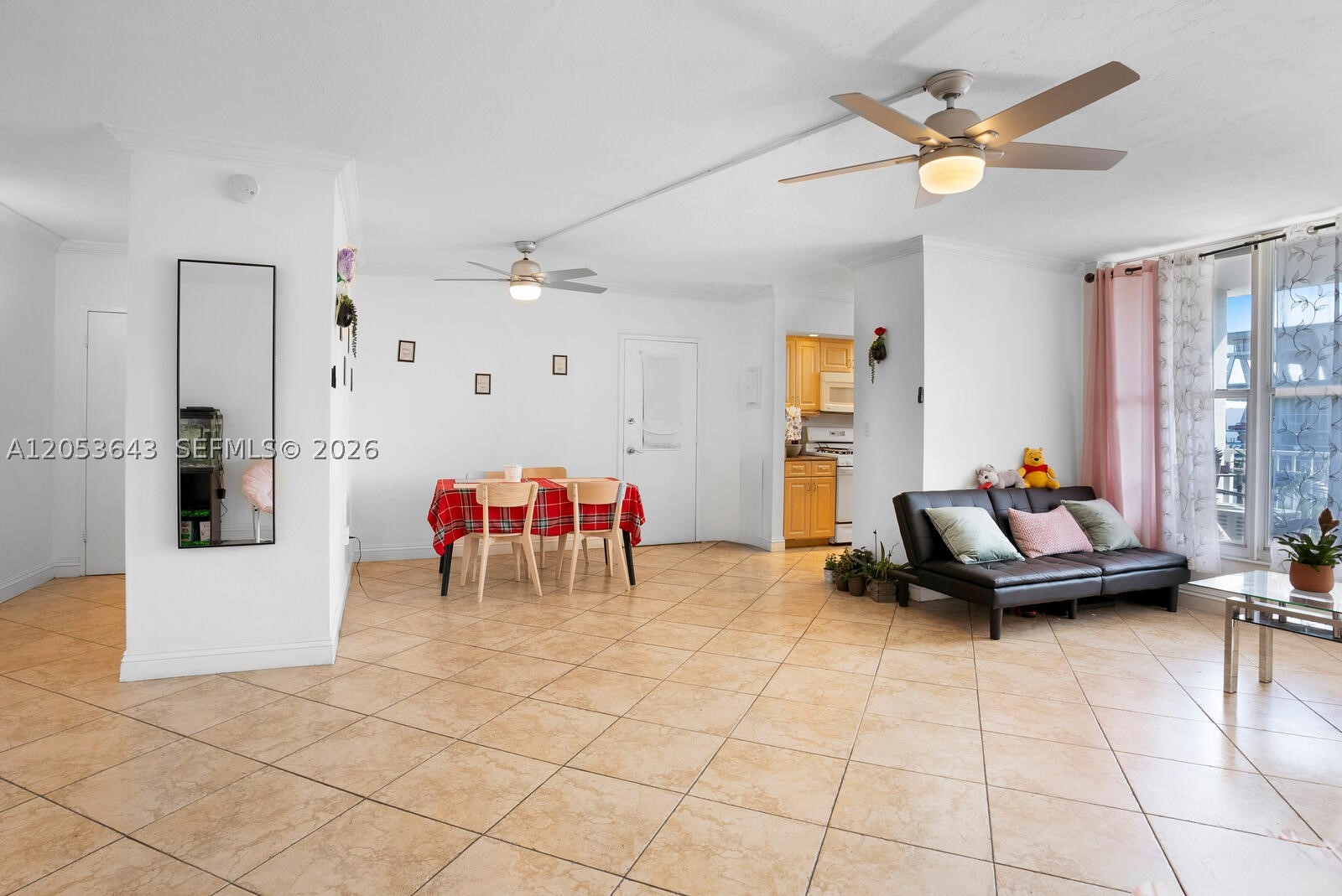 1300 Lincoln Rd A701