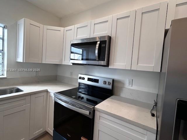 WATERWAY @ HOLLYWOOD BEAC - Residential