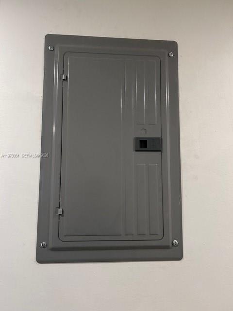 WATERWAY @ HOLLYWOOD BEAC - Residential